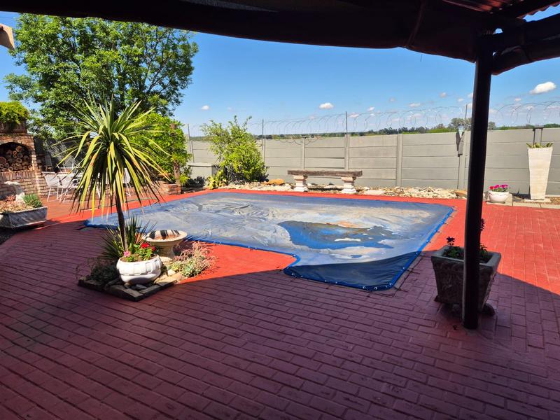 4 Bedroom Property for Sale in Meyerhof Free State